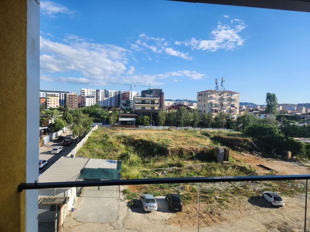 Super ap 2+1 al complesso bermon ( nuovo viale )