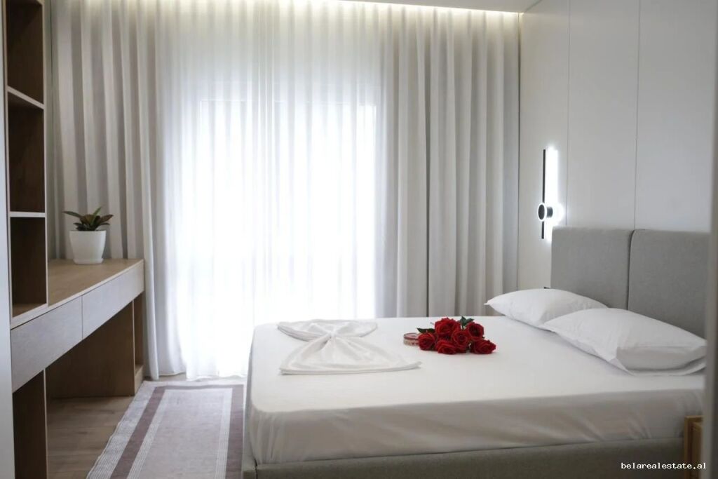 Apartament Me Qera 2+1 Tek Zogu i Zi (ID B2202026) Tirane