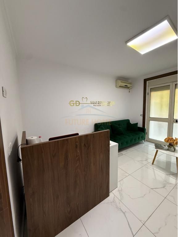 Ambient Biznesi me Qira, Rruga e Durrësit, përballë Kafe Flora, Tiranë