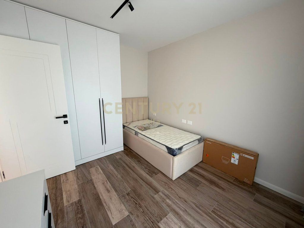 Premium Apartment 2+1+2 with brand new furniture for rent in the heart of Tirana – Donika Center
