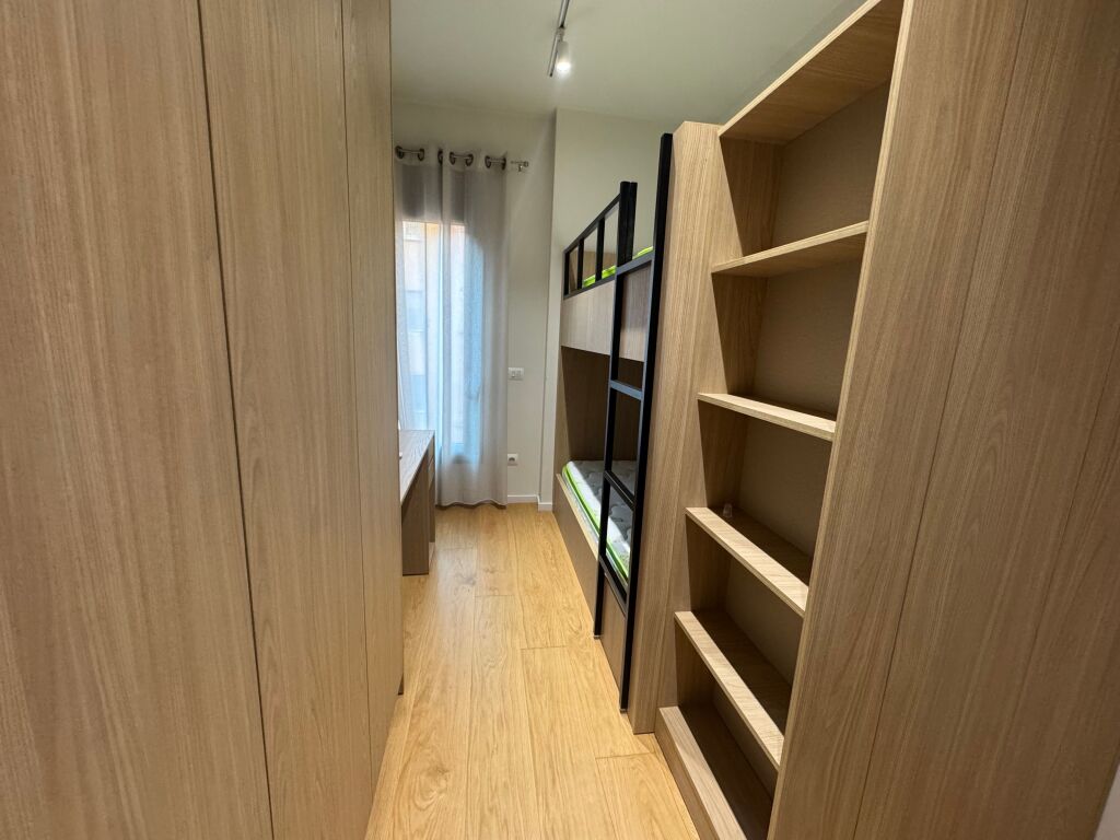 Appartamento moderno 2+1 in Via Kosovareve!