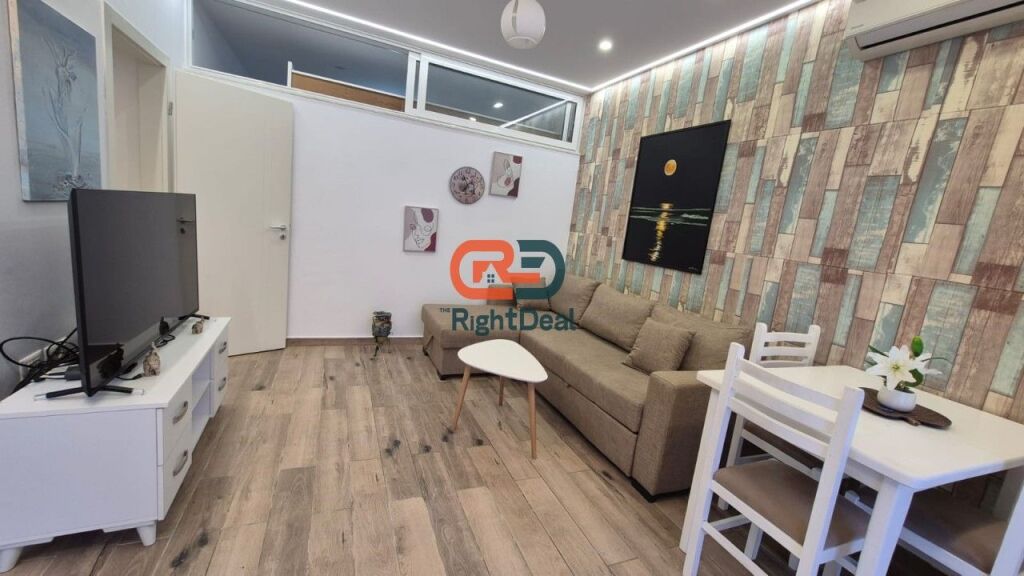 Vicino al Centro, In Via Mine Peza, Super Appartamento 1+1 In Affitto, Con Super Posizione !!