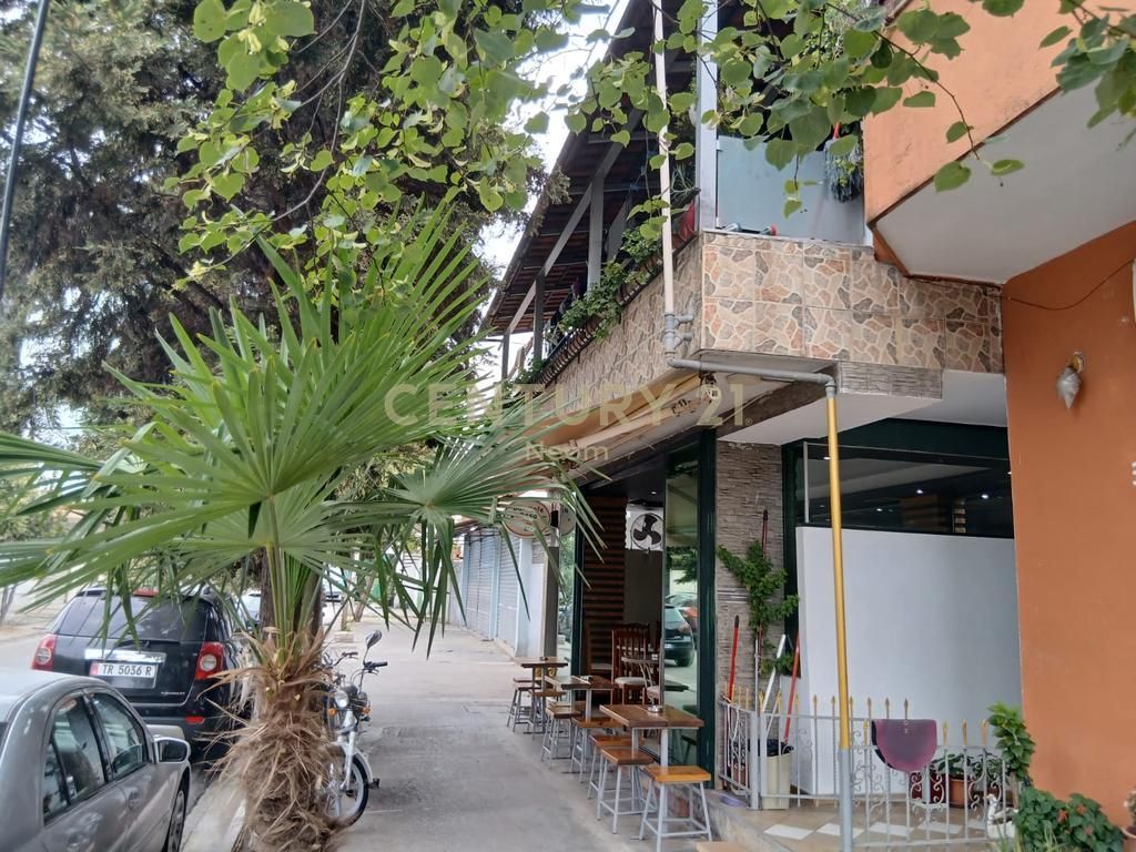 Annuncio di Vendita Immobile: Bar-Caffè e Abitazione su 2 Piani a Tirana - 593,952€ | 236m²
