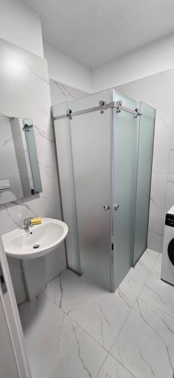 Apartament 1+1 I sapo mobiluar te Dritan Hoxha