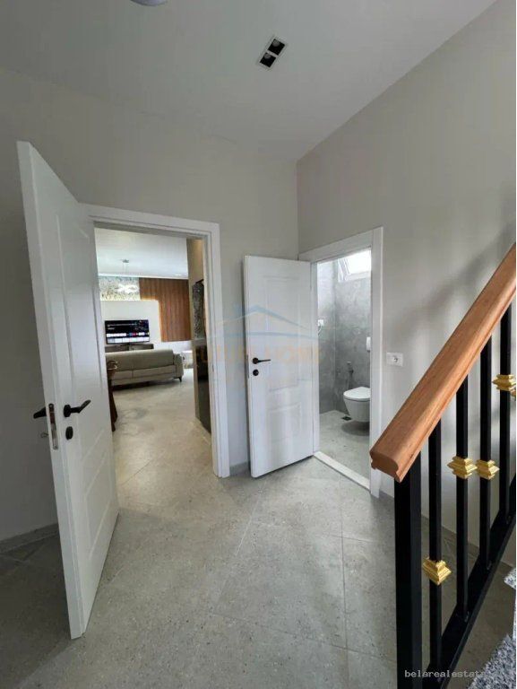 For rent, 2-storey villa, TEG
