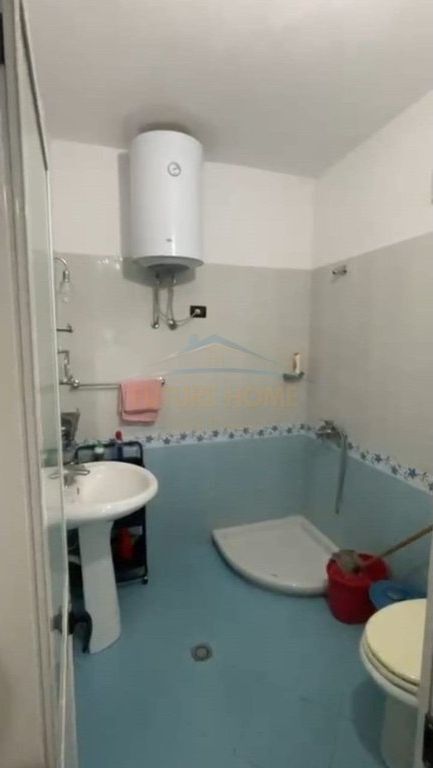 Qera, Apartament 1+1,Stacioni Trenit, Durres