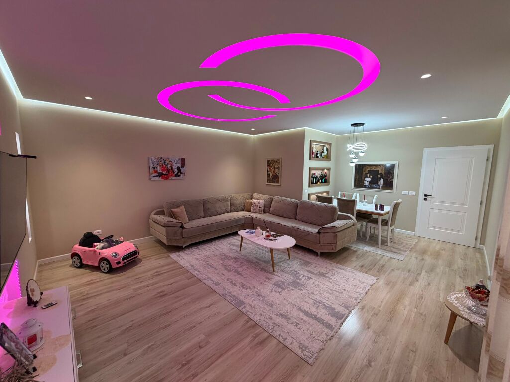 🏡 Appartamento 2+1 in vendita   📍 Posizione: vicino a Top Chanel, Via Kasem Shima