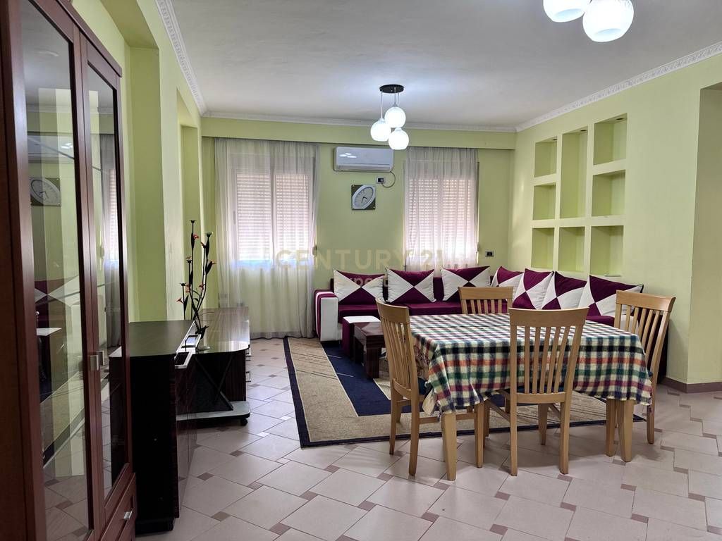 Apartament 1+1 me qira – Rruga e Durrësit