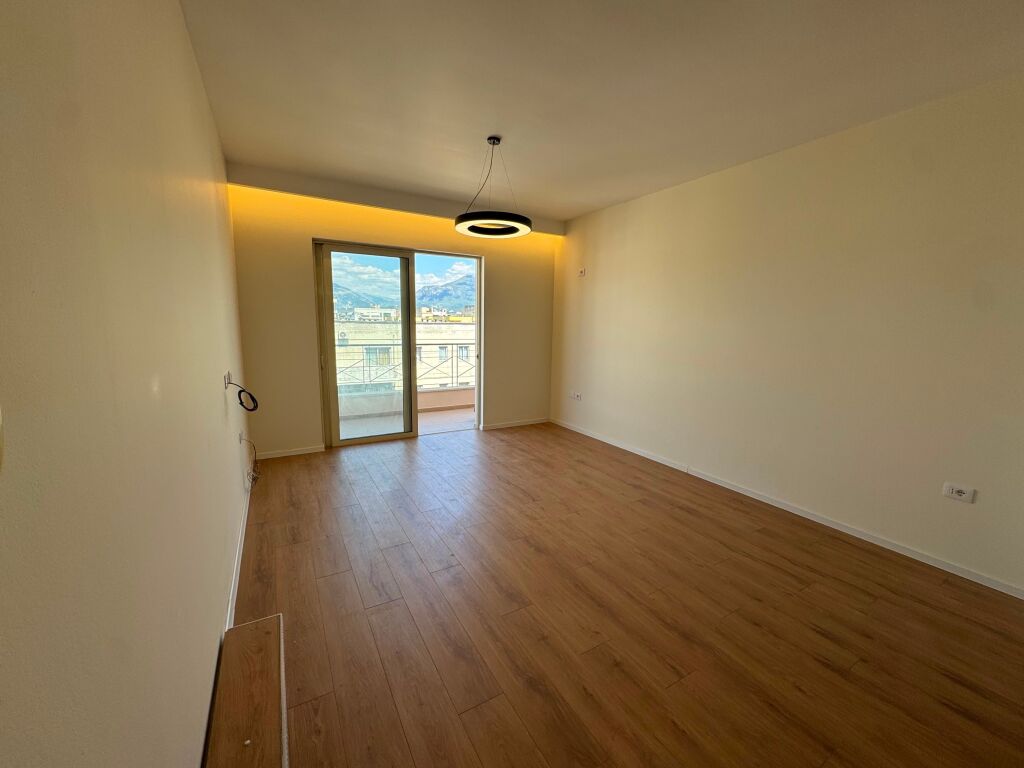 Apartment 2+1+2 for sale in Astir
