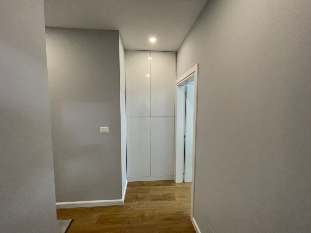 Apartament 2+1 me qira tek Zogu i ZI