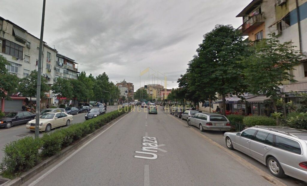 JEPET ME QERA AMBIENT BIZNESI 60M2 "PRANE PALLATEVE TE INSIGUT,VASIL SHANTO" 600EURO