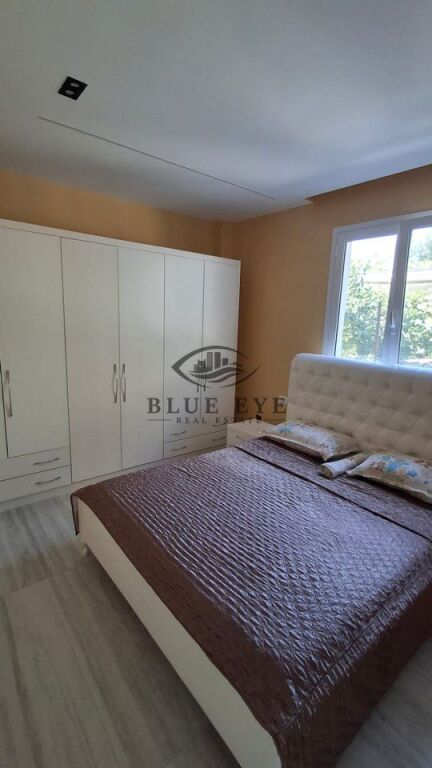 Jepet me qera apartament 2+1 – Spitallë!