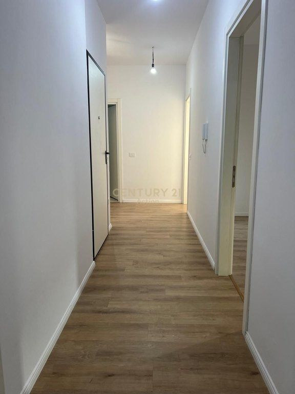 Apartament 2+1 Me Qira, Unaza e Re, Tiranë