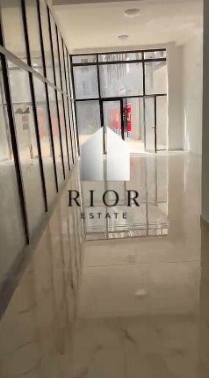 Affitto | Locale Commerciale | Via Babë Rexha | 1500 €/Mese
