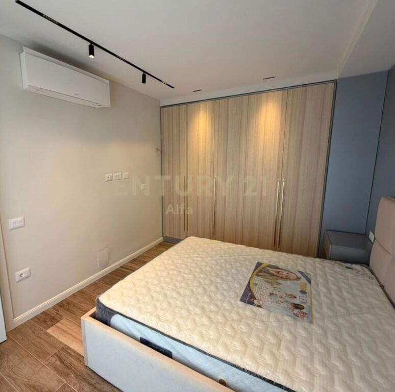 1+1 Premium me mobilje dhe parkim të ri-Jepet me qera