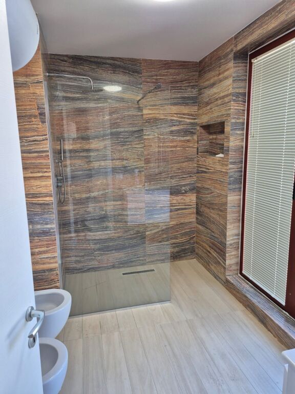 Apartament 1+1 per qira tek Rruga e Kavajes.  