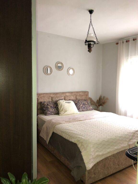 Apartament 1+1 me qira tek Shkolla e Baletit