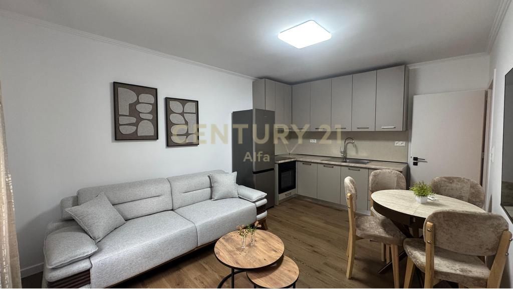 Jepet me qira apartament 2+1 në zonën e Oxhakut ! 600 € /Muaj