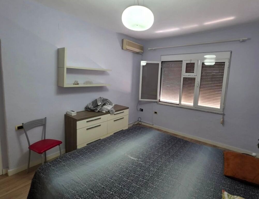 Apartament 2+1 me qira tek Garda ne Bllok