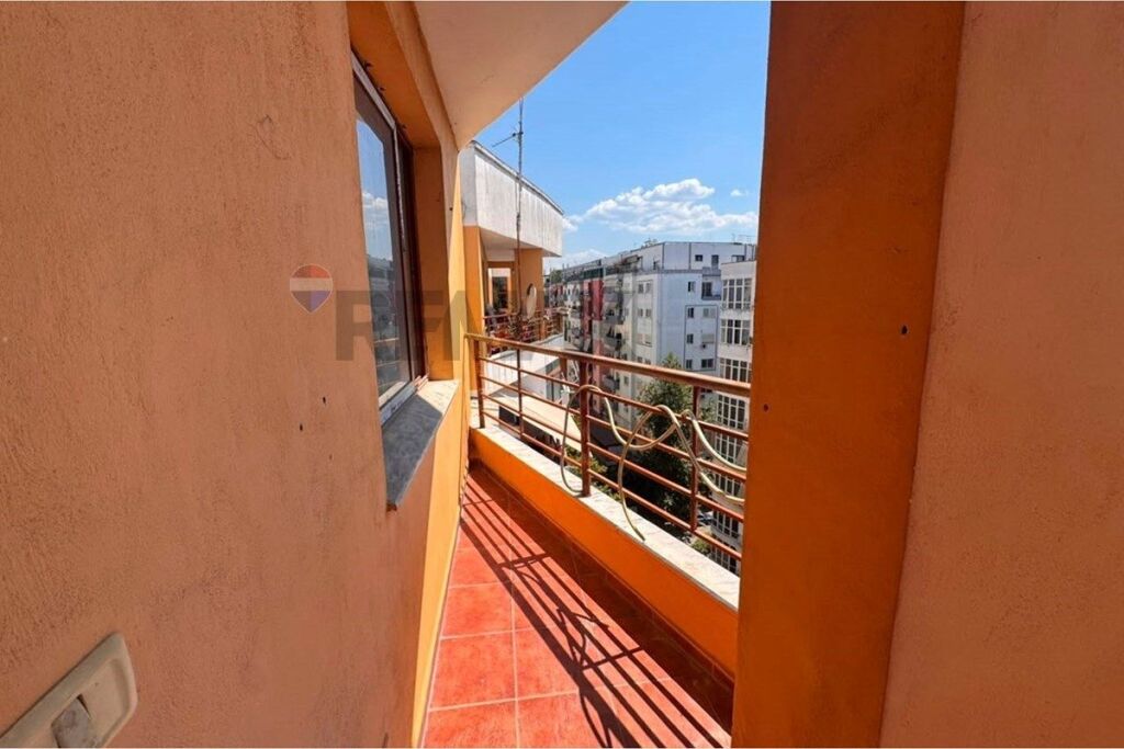 Shitet Apartament 3+1+2 – Okazion në Astir!