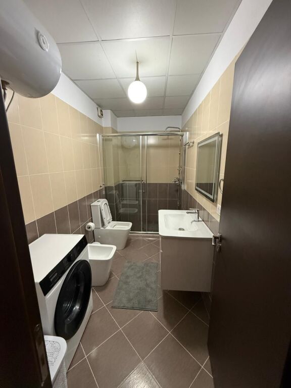 Affitto | Apartament 2 + 1 + Ballkon | Ali Demi | 750 €/mese