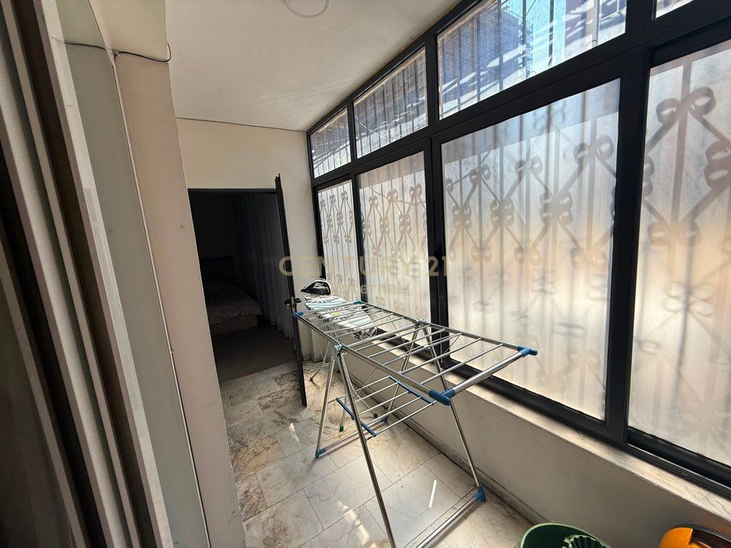 Apartament 2+1 me qera te Kompleksi Karavan 600 € /Muaj