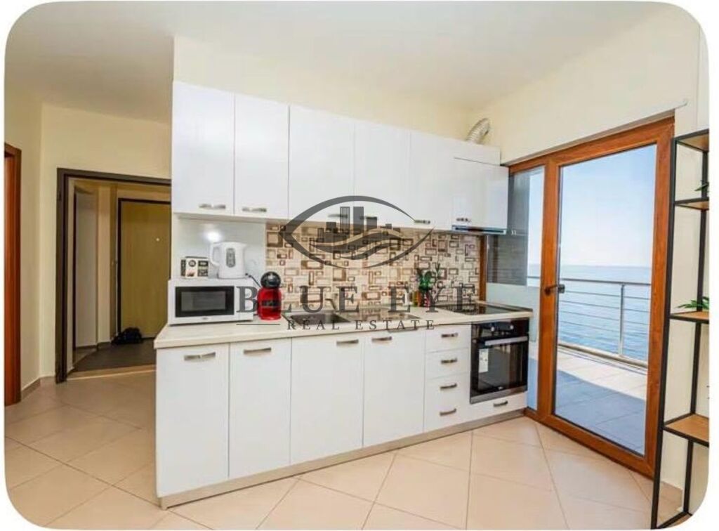 Jepet me qira apartament 3+1 në Currila, Durrës!
