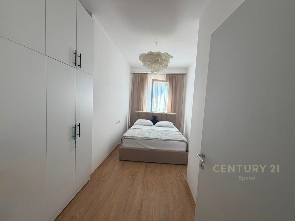 Shesim apartament 3+1+2 ne Rrugen "5 Maji"!!