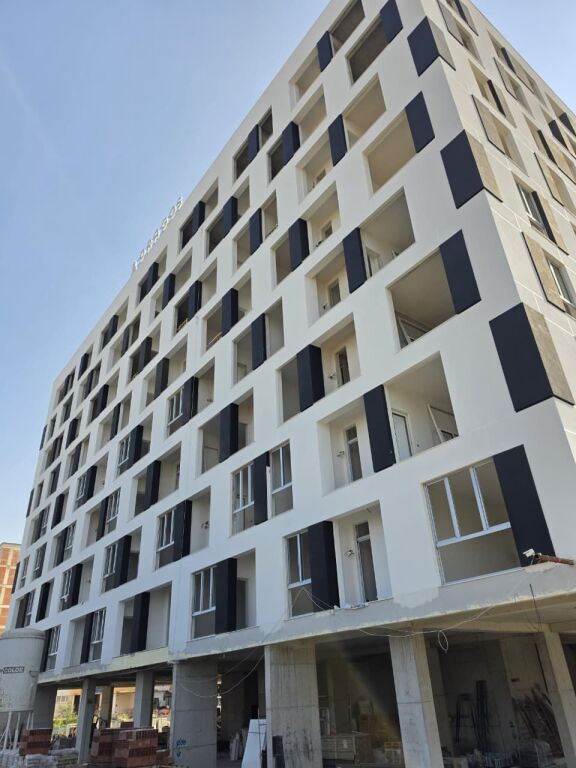 SHITET: 1+1 Perfekt ✨️ Kamëz 76.7m² ( 📍Fiks Te Pedonalja e Re ) 🌇 Kati 2, Ndërtim i ri 2026 | Çmimi: 71.000€ 💶 Planimetri Ultra ✅️