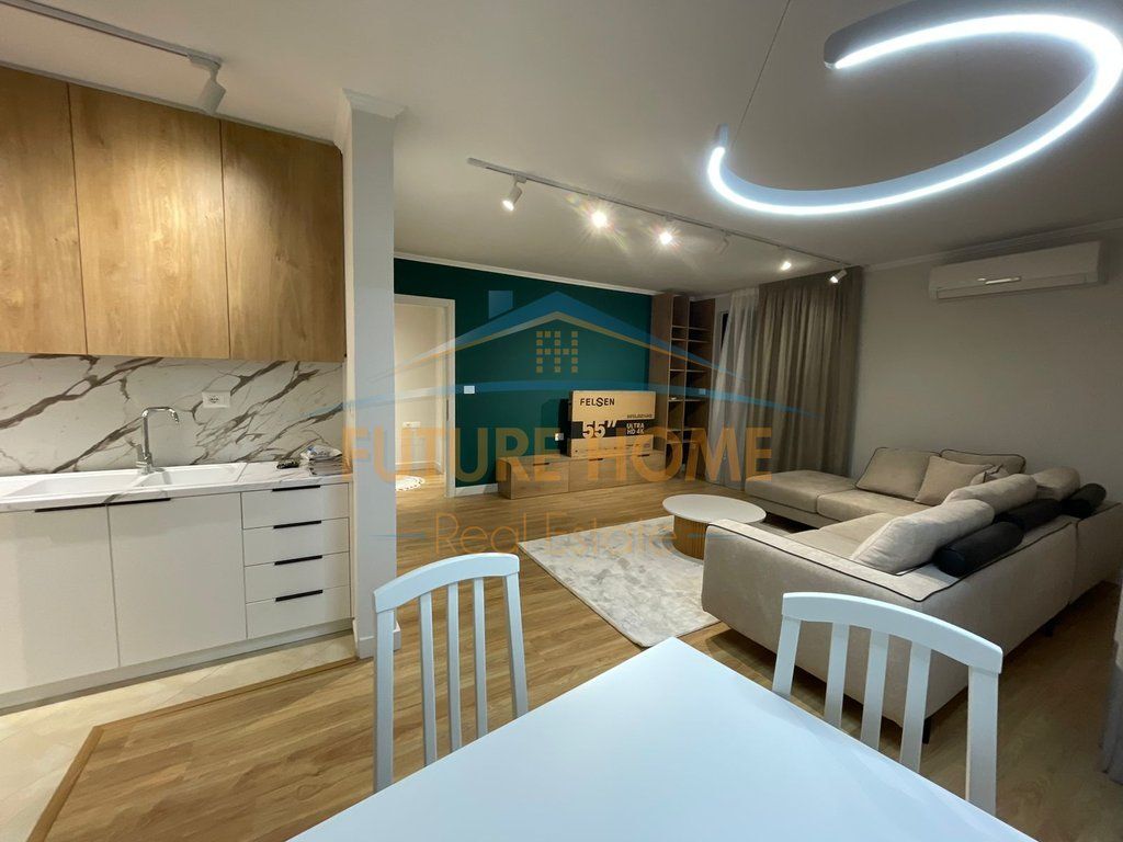 Qira, Apartament 2+1+2, Fusha e Aviacionit