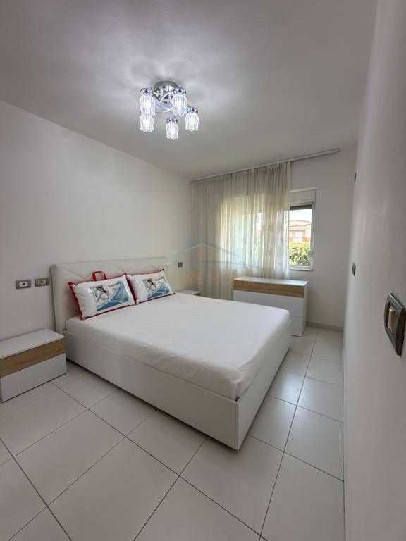 Qera, Apartament 3+1, Rruga Bardhyl, Tiranë . Orange72611