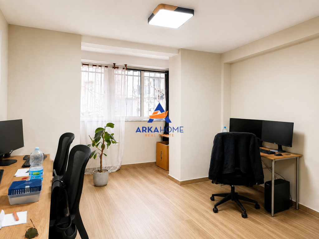 LOCALE COMMERCIALE IN AFFITTO 50 M2 " BLLLOK / PIAZZA WILLSON " 55.000 LEKE