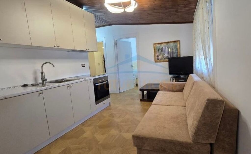 Qera , Apartament 2+1 , Selite , Tirane