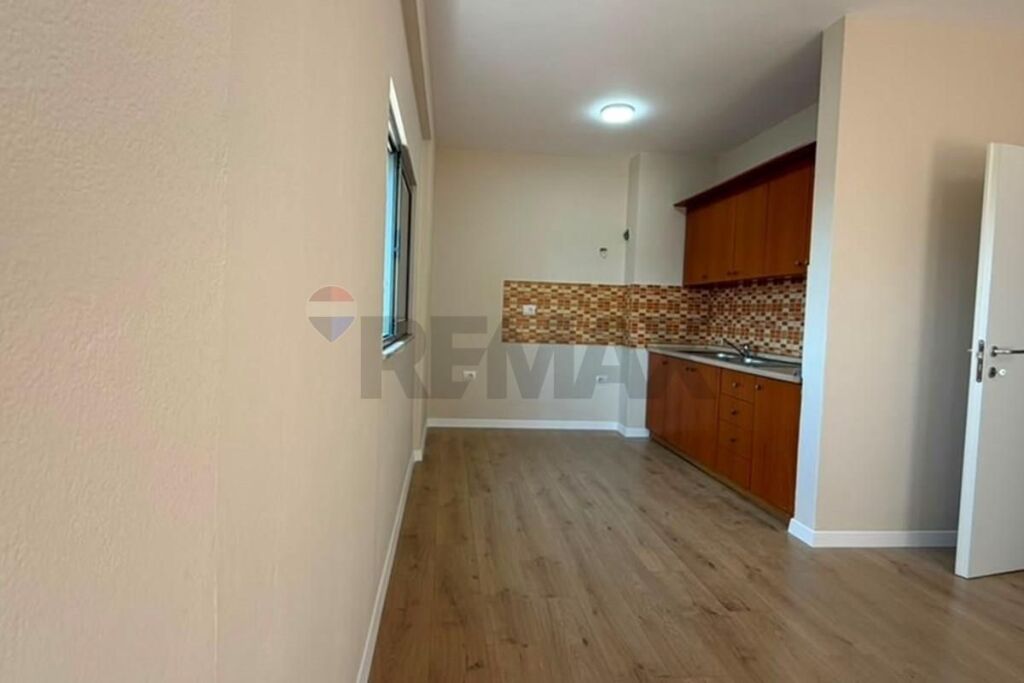 Shitet Apartament 2+1+2 - Don Bosko