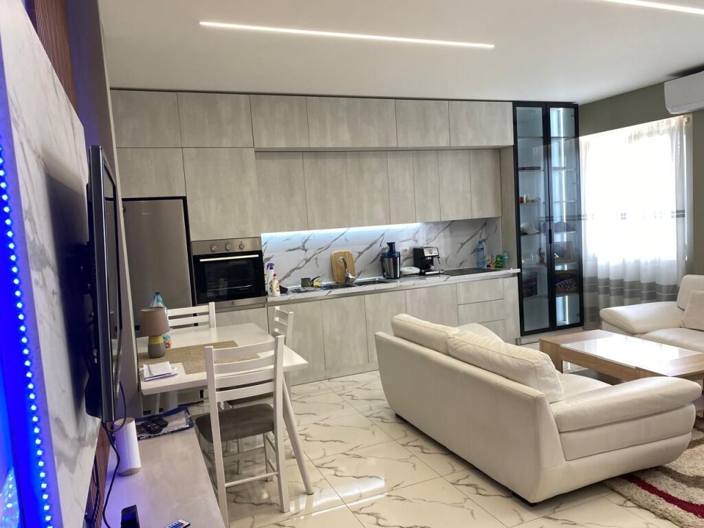 For rent 1+1 apartment at Residenca MGB near Motel Gaxherrit Fresk  1st floor residence   Price 40,000 lek with parking space