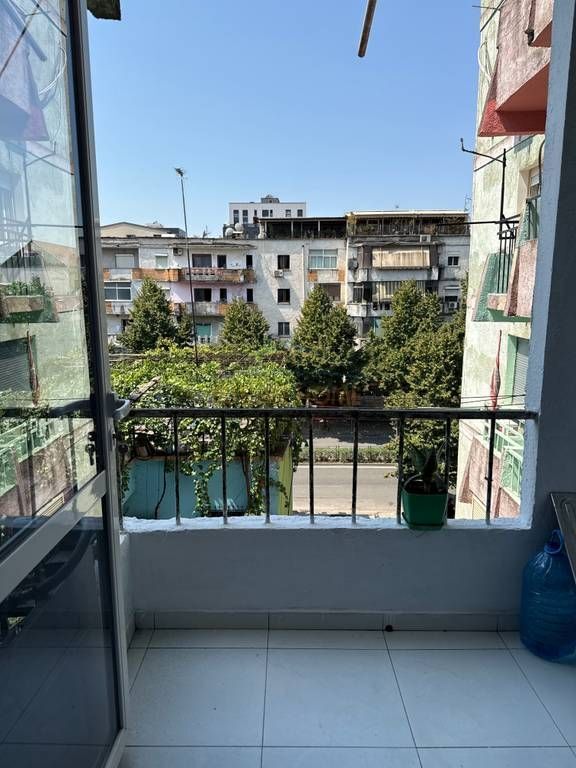 Qera, Apartament 3+1, Rruga Bardhyl, Tiranë . Orange72611