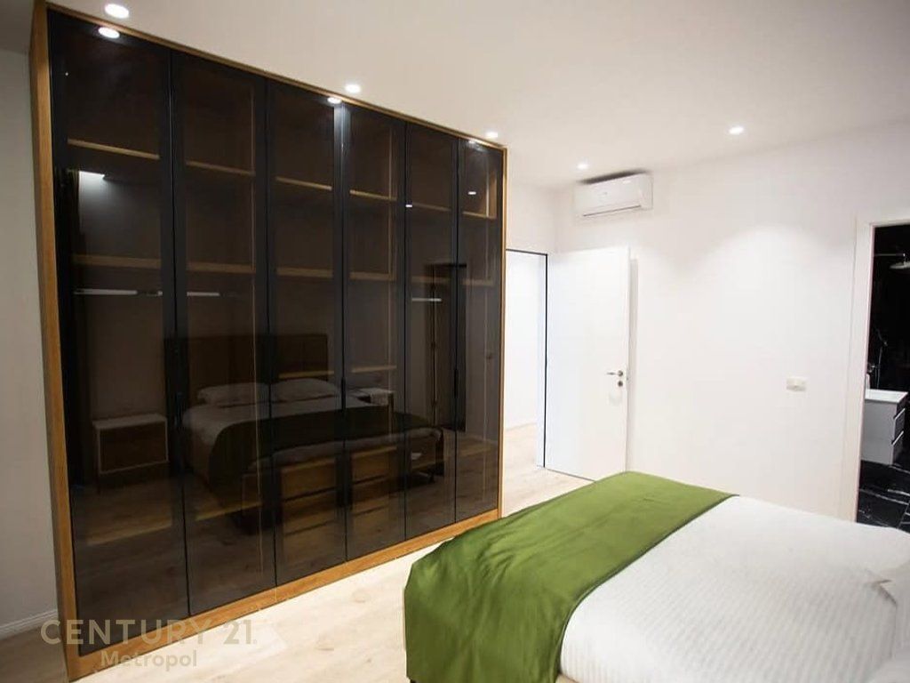 APARTMENT 2+2 FOR RENT IN THE EMERALD CENTER COMPLEX!