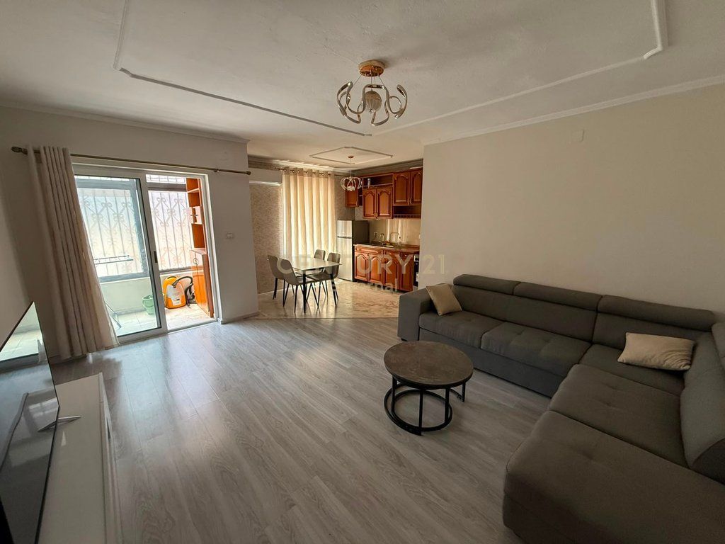 Apartament 2+1 me qera te Kompleksi Karavan 600 € /Muaj