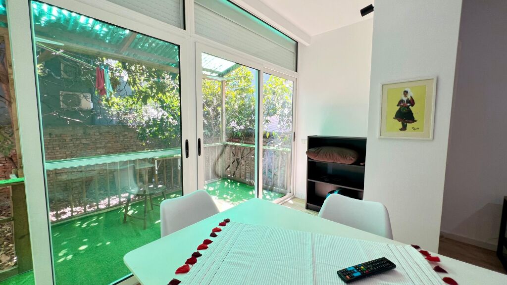 # FOR RENT: 2+1 Apartment 📍 Myslym Shyr (Near the Police Directorate) – ALL 65,000/Month – 1st Floor – 80 m² – Fully Renovated – Very Convenient Access