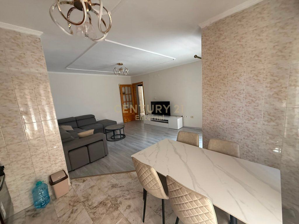 Apartment 2+1 for rent at Karavan Complex
