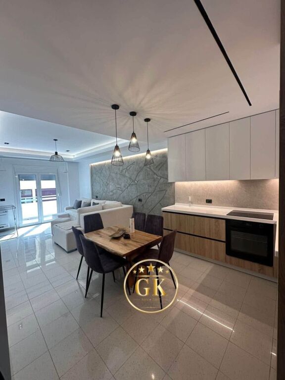 🏡 APPARTAMENTO 2+1 IN AFFITTO – SPIAGGIA, DURRËS 📍 Pelikani, Spiaggia di Durazzo  📲 
