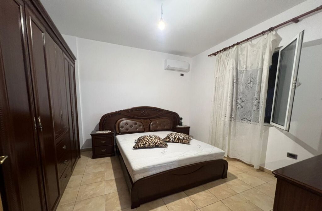 Appartamento 1+1+1 con Veranda in Affitto