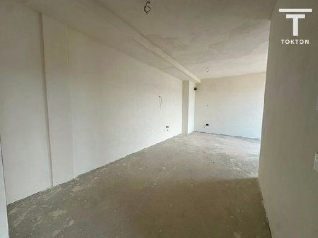 SHITET, APARTAMENT 2+1, ISH FUSHA E AVIACIONIT, TIRANË