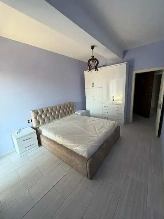 Jepet me qira apartament 1+1 – Astir