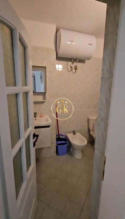 Affitto 1+1 con 1 balcone 📍Stazione dei treni di Durazzo * 450 € netto✅
