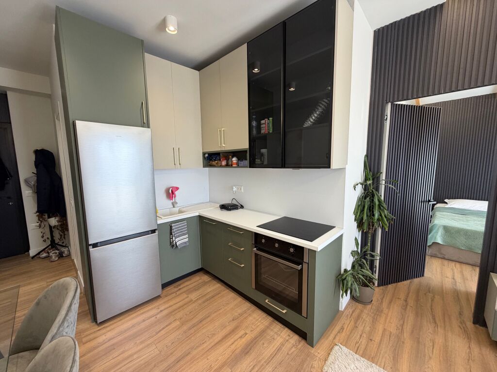 Apartment 1+1 for rent – Astir  📍 Near SPAR 🏢 10th floor 🛋️ Furnished  💰 Rent: 55,000 lek  