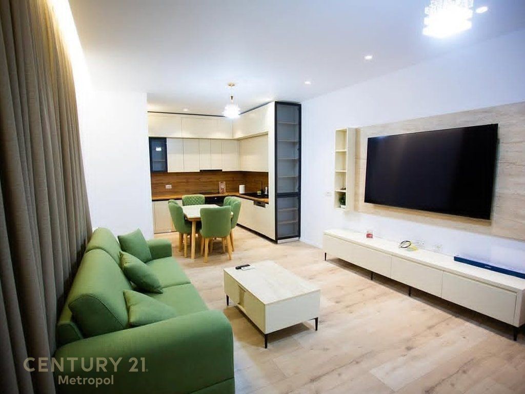 APPARTAMENTO 2+2 IN AFFITTO NEL COMPLESSO EMERALD CENTER!