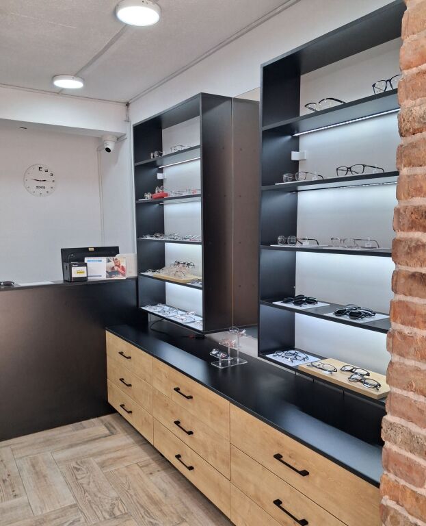 Shitje | Biznesi | Rruga e Durrësit | 25000 €
