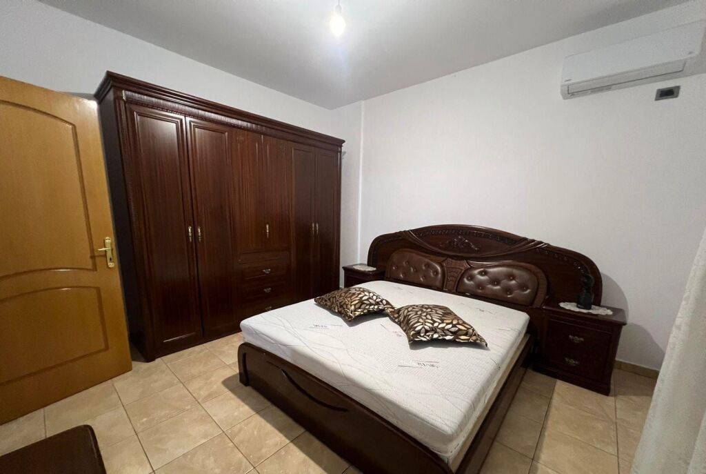 Appartamento 1+1 in affitto in Via Besa, vicino all'Hotel Meridial    ID 5305