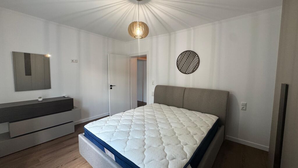 Jepet me qira apartament 2+1 në zonën e Oxhakut